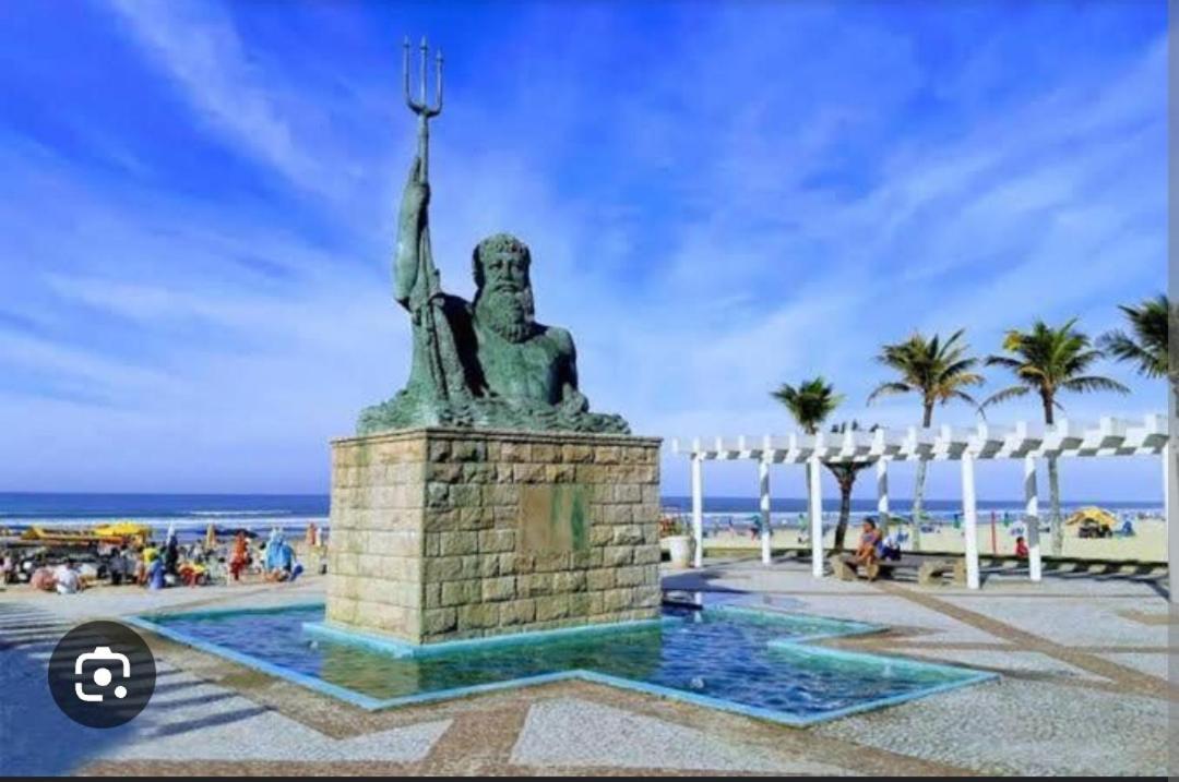 Ape Privilegiado No Centro Da Ocian E A 150M Da Praia E Feirinha, Com Wi-Fi E Garagem ! Praia Grande  Exterior foto