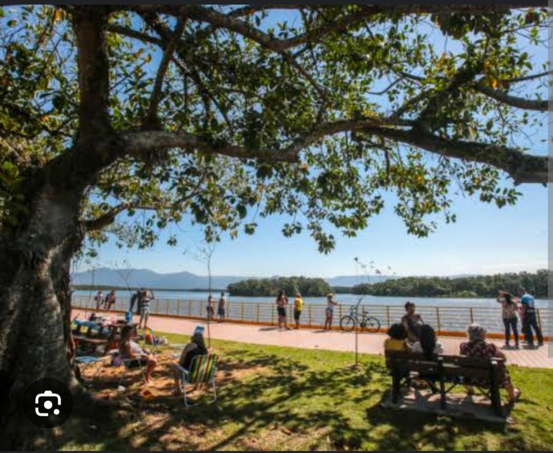 Ape Privilegiado No Centro Da Ocian E A 150M Da Praia E Feirinha, Com Wi-Fi E Garagem ! Praia Grande  Exterior foto
